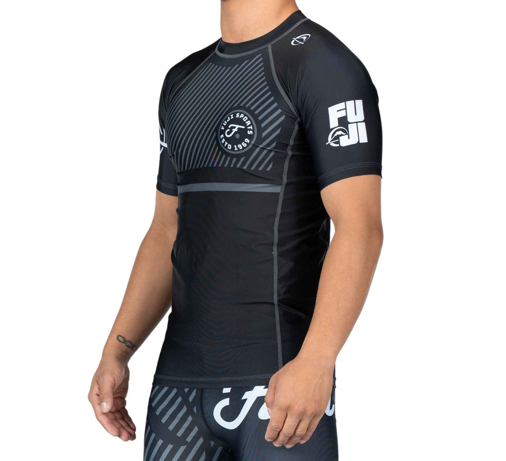 Script Short Sleeve Rashguard